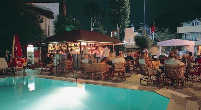 Selen Apart İçmeler Buitenkant foto
