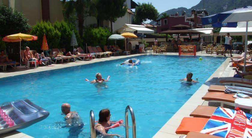 Selen Apart İçmeler Buitenkant foto